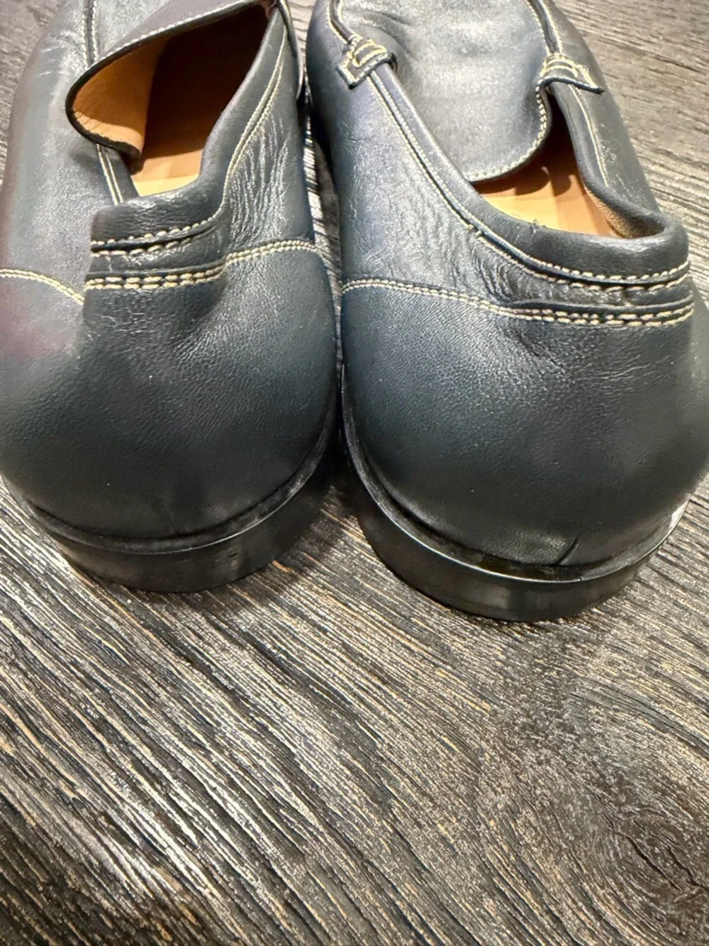 Men’s loafers navy used size 9